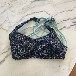 Lululemon sports bra size 2